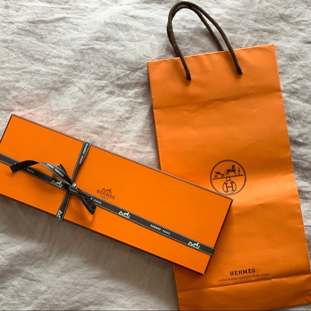 Authentic Hermès Paris tie box and bag